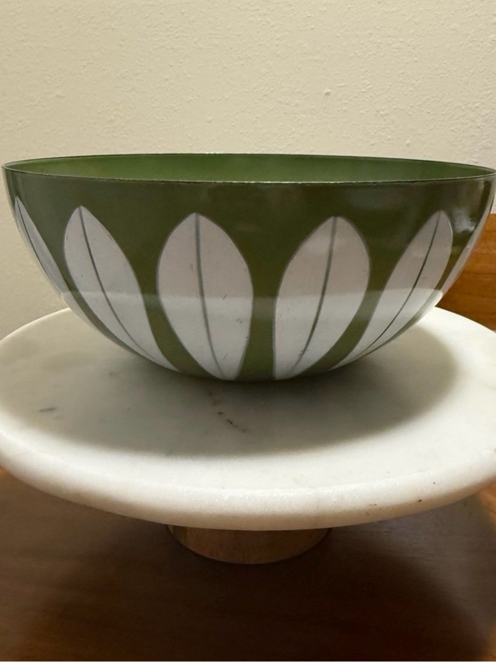 Vintage Cathrineholm Normay 9.5 inch  Avocado Lotus bowl